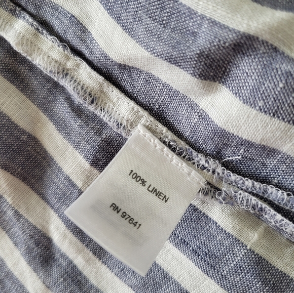 J. Jill linen striped blue and white shirt with pockets - Picture 4 of 4